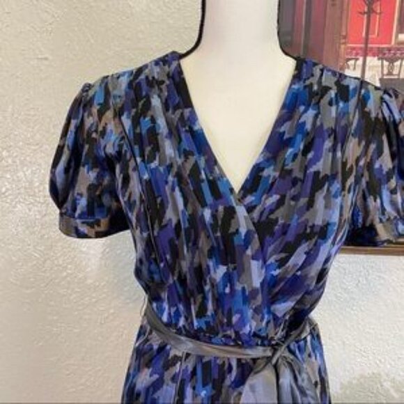 Sangria ~ Patterned Silk Dress ~ Size 6 - Picture 3 of 6